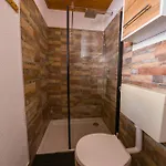 House Tinca Nyaraló *