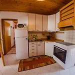 Nyaraló House Tinca Most na Soči