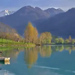 House Tinca Nyaraló *