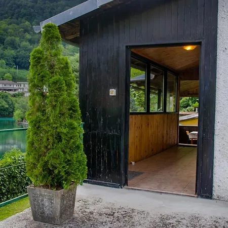 House Tinca Most na Soči