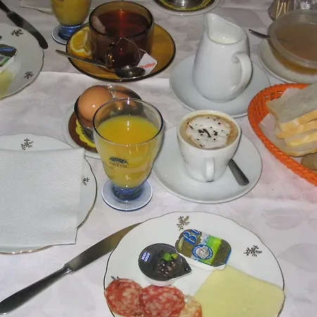 Nyaraló House Tinca *